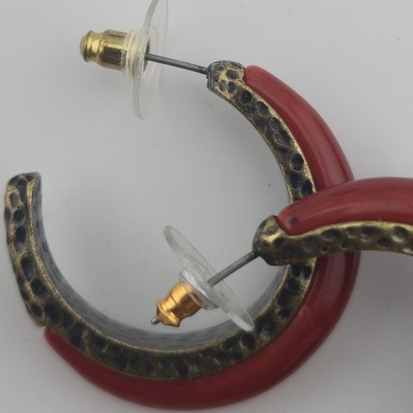 Red Enamel & Antiqued Brass Hoop Earrings 1.5” Bold Retro Look - Picture 8 of 9